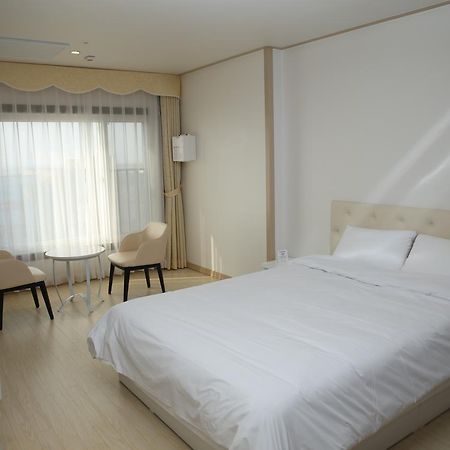 Daebudo Tourist Hotel Ansan Luaran gambar